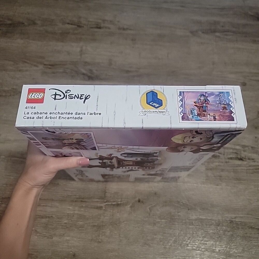LEGO Disney Frozen 2 41164 Enchanted Treehouse New Damaged Box - Picture 4 of 6